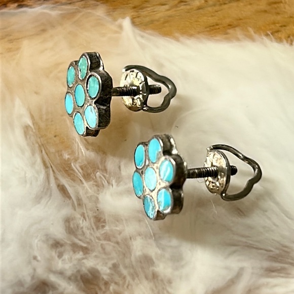 🖤Navajo Sterling turquoise flower earrings - Picture 2 of 10